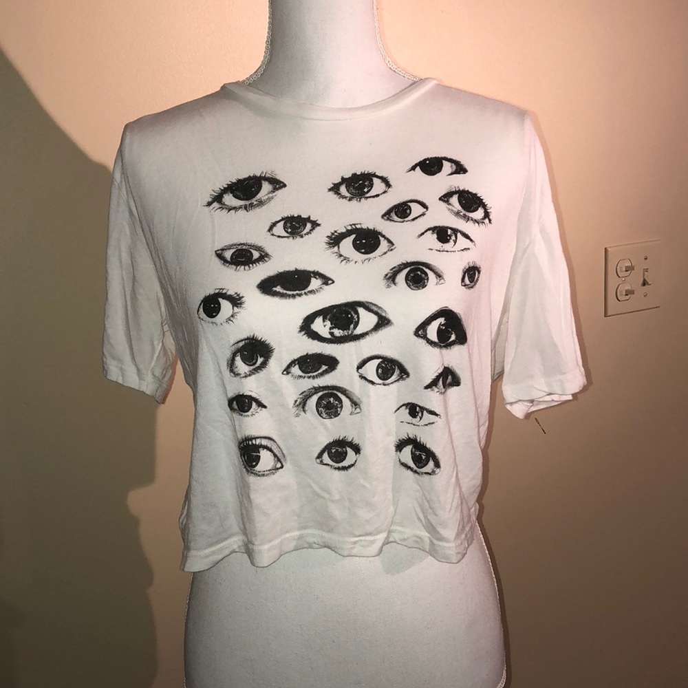 LIMITED EDITION BRANDY MELVILLE “eyes” CROP TOP